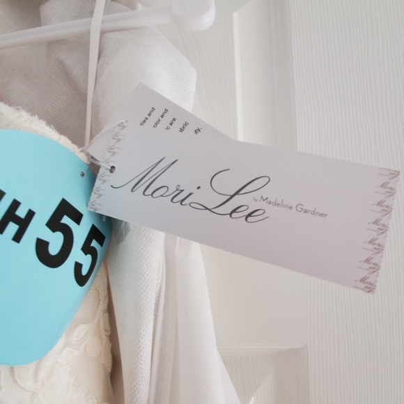 Mori Lee Wedding Gown - Picture 6 of 8